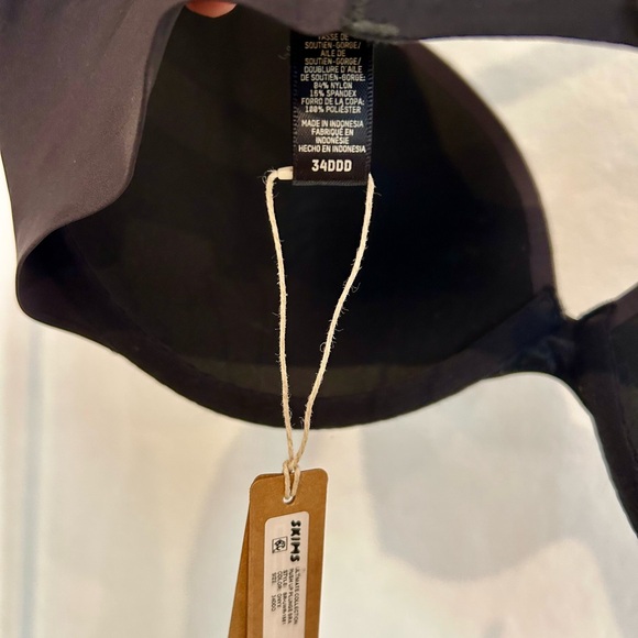 Skims Ultimate Collection Push Up Plunge Bra Size 34 DDD - Picture 3 of 5